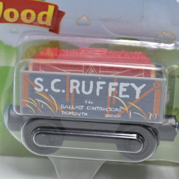 Thomas & Friends Dynamite Ryan GNR and S.C. Ruffey Wooden Railway Train Engine - Picture 5 of 13